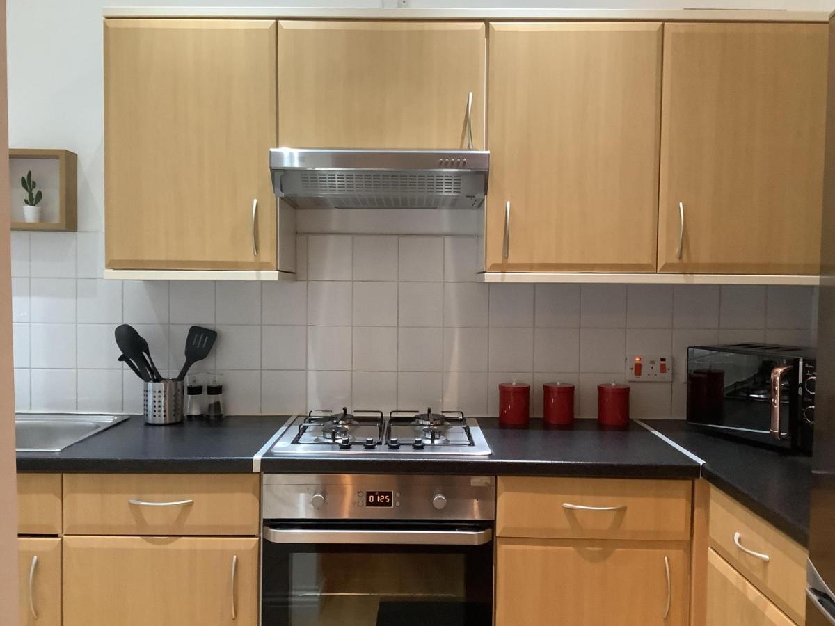 Ground Floor Apartment With Garden Glasgow Kültér fotó