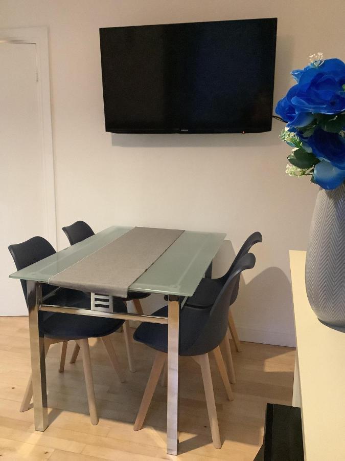Ground Floor Apartment With Garden Glasgow Kültér fotó