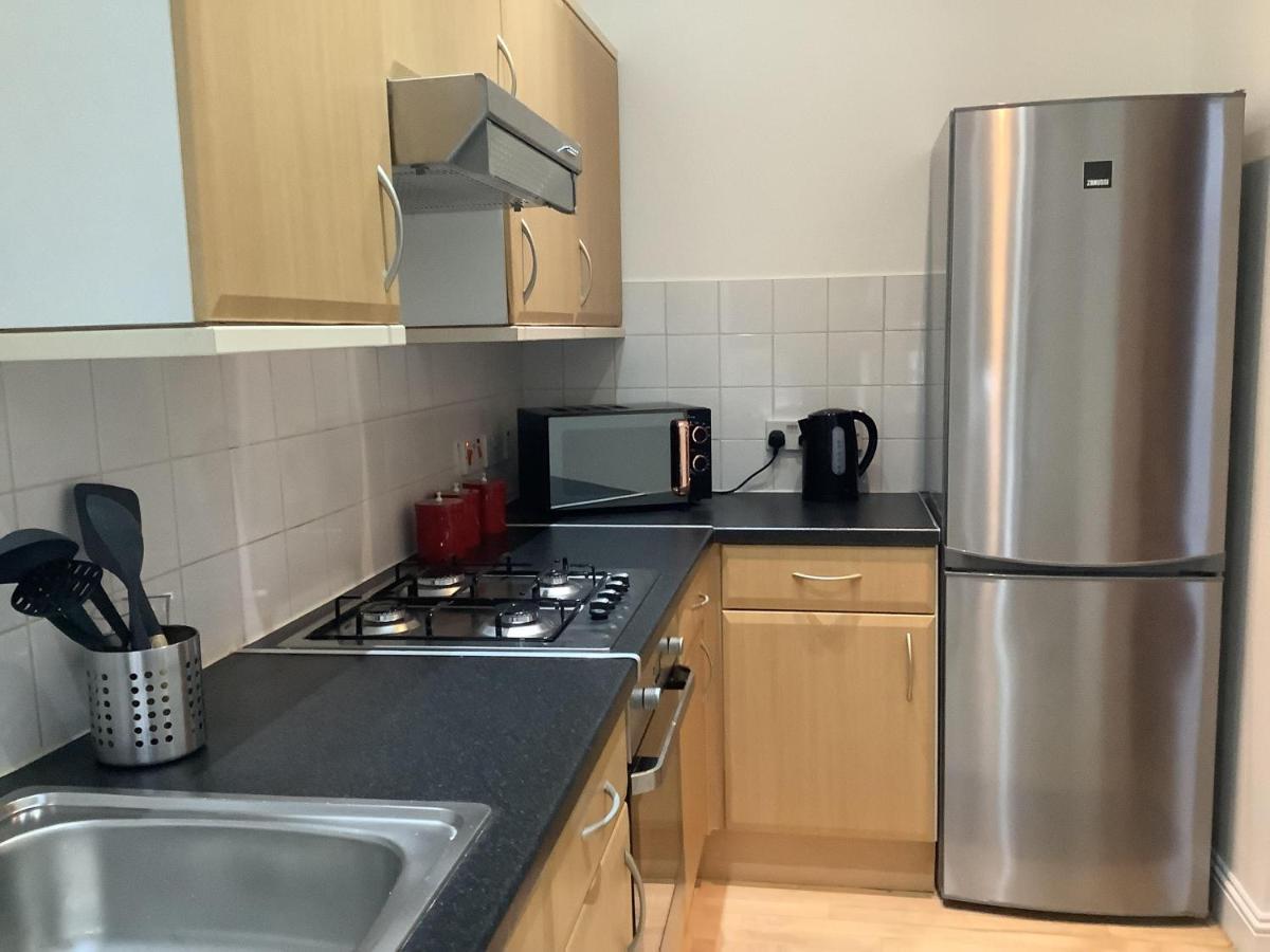 Ground Floor Apartment With Garden Glasgow Kültér fotó